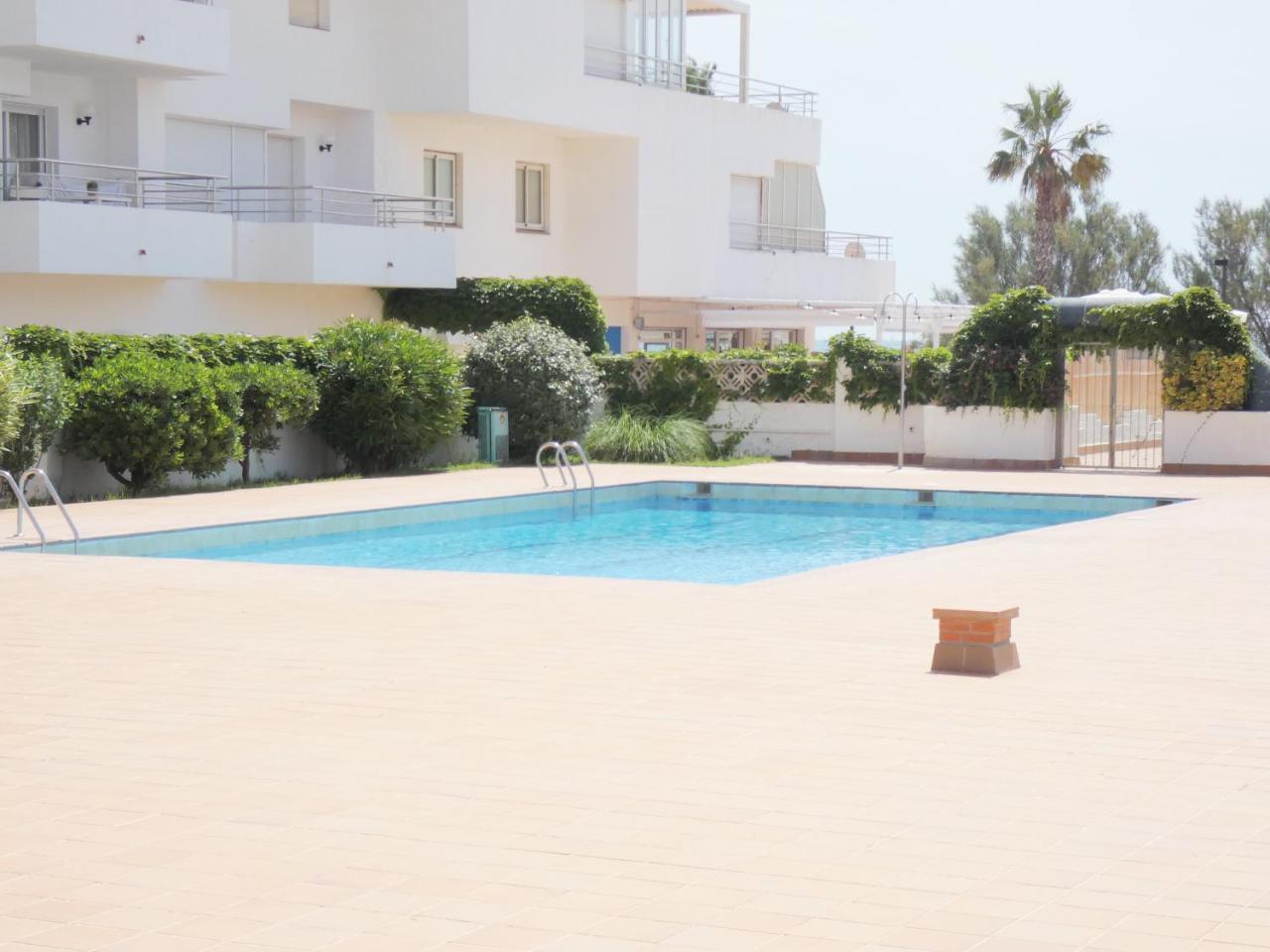 Mare Nostrum 131 Roses Dış mekan fotoğraf